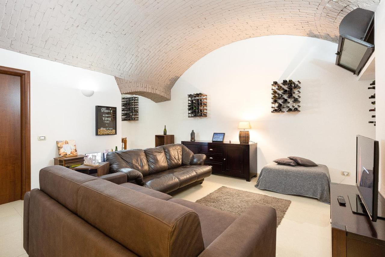 La Cantinetta Di Milano - The Wine Cave In Milan, Huge 110Sqm Apartment Next To Central Station 外观 照片