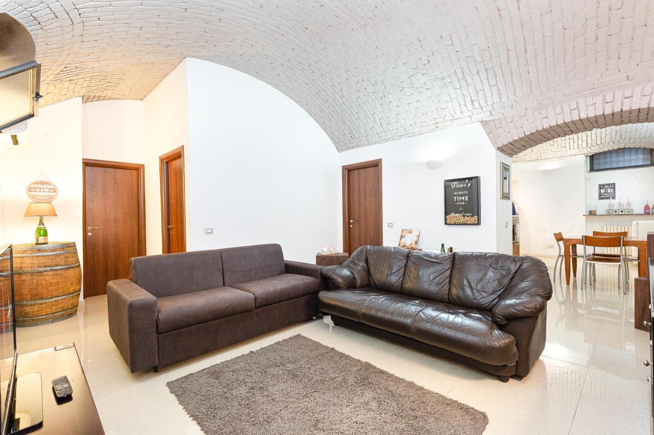La Cantinetta Di Milano - The Wine Cave In Milan, Huge 110Sqm Apartment Next To Central Station 外观 照片